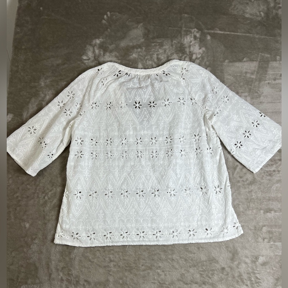 J. Jill Women’s Top Size Medium Eyelet Peasant‎ Blouse - Picture 3 of 9
